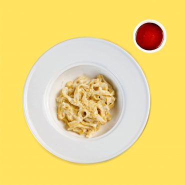 Паста з томатним соусом   (Pasta with tomato sauce)